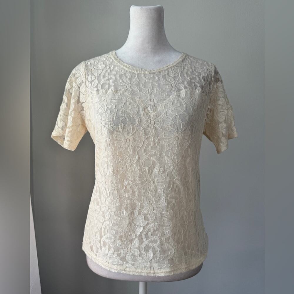 Vintage Y2K Bedford Fair Lifestyles Cream Lace Short Sleeve Blouse